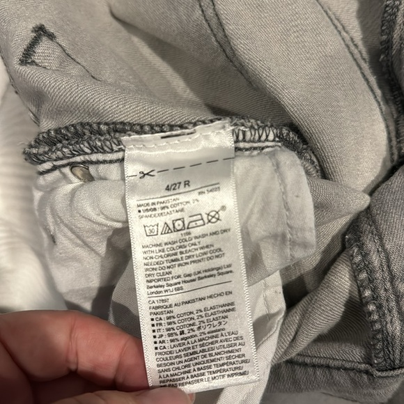 Gap women’s jeans. Gray size 4 - Picture 5 of 5